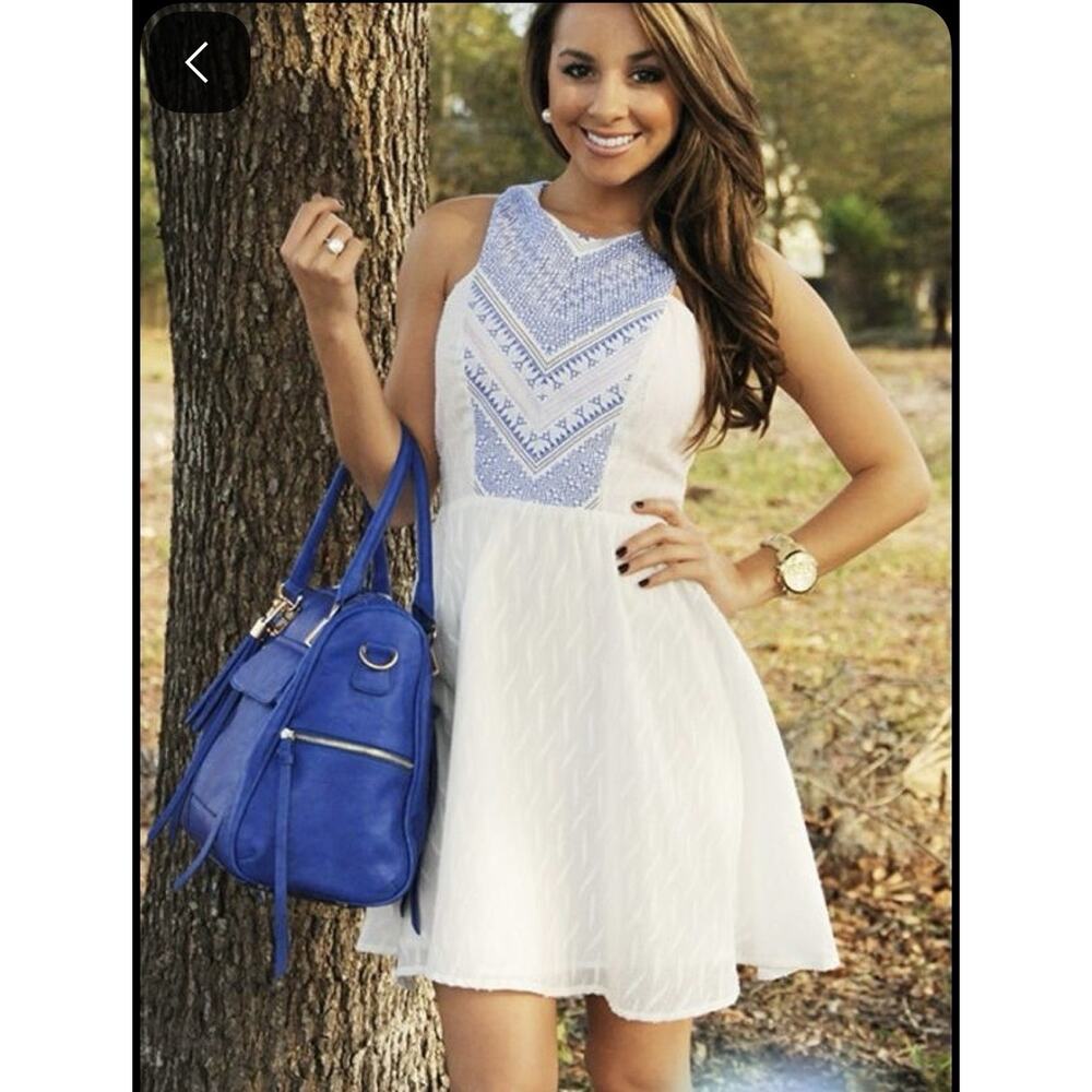 Flying Tomato Womens Medium Embroidered Sleeveless Dress White 100% Cotton Boho